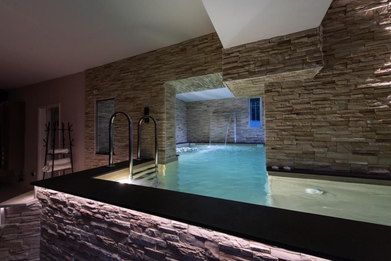 Villa Mairi - 2 Private Pools & Game Room Near Athens Salamis Exterior photo