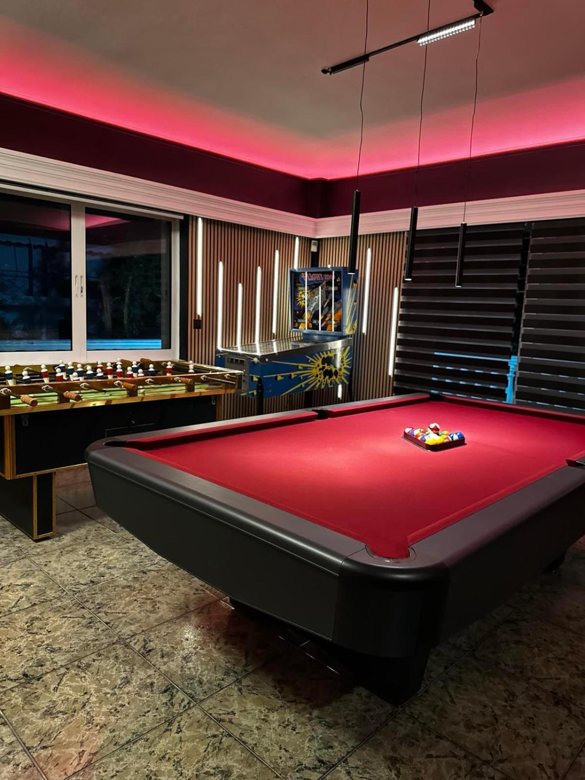 Villa Mairi - 2 Private Pools & Game Room Near Athens Salamis Exterior photo